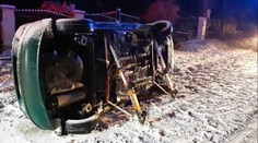 Sněhová kalamita omezila provoz na dálnici D3, tisíce lidí neměly elektřinu