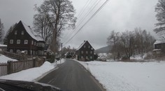 Lidé se na tři týdny zavřeli na chalupách. Teď neví, co bude dál
