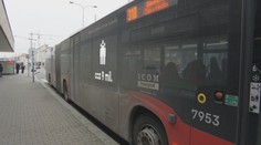 Češi zanevřeli na hromadnou dopravu. Raději jezdí autem