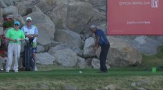 VIDEO: Když přeje ŠTĚSTÍČKO. Golfistovi pomohly k parádní ráně kameny