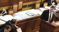 Dokument, který měl zůstat utajen? Rath píše o Kalouskově pití