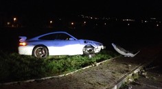 V Praze někdo sešrotoval Porsche a utekl!
