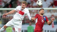 Baroš si gólovým pasem naklonil fanoušky. Přesvědčil jeho výkon i vás?
