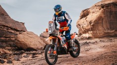 Předčilo to všechna očekávání. Brož bojoval s pády i vykradenou motorkou
