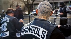Policie zatýkala v motorkářském gangu, který válčí s Hell´s Angels
