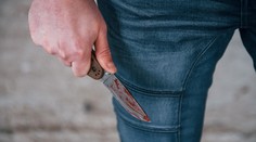 Američan "pro jistotu" ubodal souseda, kterému vadilo jeho chrápání
