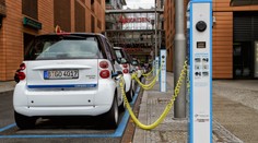Podpoří vláda nákup elektromobilů? A z koho by si měla brát příklad?