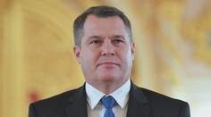 Fiala chce návrat velvyslance do Ruska. Podle prezidenta není vhodná chvíle