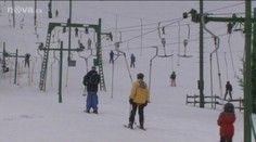 Lyžaři opouští kvůli oblevě hory! Střediska se vyprázdnila