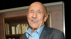 Petr Nárožný slaví 87. narozeniny. Radostná novina: Vrátí se opět na jeviště