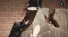 Barbarství! Islamisté ničí cenné památky staré tisíce let