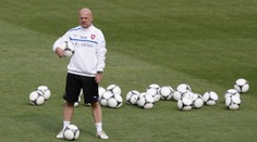 Rosický je v pořádku a proti Rusům nastoupí, potvrdil Bílek