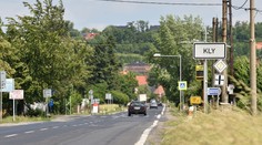 Malou obec rozkopou dvakrát za sebou. Nešlo stavět najednou?