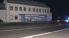 Odpálili bankomat, ujeli s penězi. Zloději policii už rok unikají!