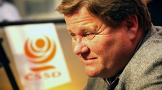 Škromach: Vládu drží už jen PENÍZE a MOC