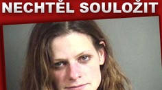 Zbila svého manžela, protože s ní nechtěl souložit