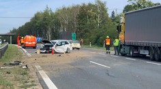 Hromadná nehoda uzavřela D5! Řidiči postávali u aut, nebylo kam se hnout