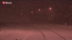 VIDEO: Vjel na přejezdu pod vlak. ZEMŘEL! Tři zranění