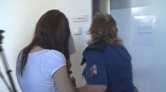 Mladá matka ubila svou roční dcerku, soud jí vyměřil 10 let