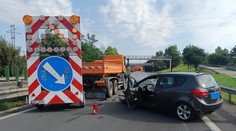 Lidé neumí jezdit po D35, zlobí se ŘSD. Masivní opravy svodidel vyjdou na miliony