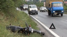 Jižní spojka: střet auta s motorkou odnesla mladá dívka