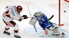 EXTRALIGA: Sparta podruhé v řadě vyhrála, Třinec padl po nájezdech