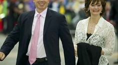 Cherie Blairová má dítě "ze studu"