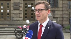 Pozor na odbočování. Za bezohlednost nově platí vyšší tresty, popsal expert