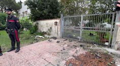 Novinář se stal terčem bombového útoku. Odhaluje velké kauzy