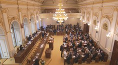 Poslanci kývli na prodloužení nouzového stavu do 20. listopadu