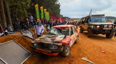 Během závodu na Srí Lance vjelo auto do davu diváků, sedm lidí zemřelo