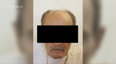 Zkušeného kriminálníka (72) chytili při prodeji drog přímo za ruku