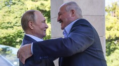 Putin svým spojencům rozdal "prsteny moci". Lukašenko se hned chlubil