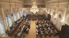 Češi jsou nespokojení s fungováním demokracie. Ukázal to průzkum agentury Ipsos