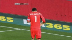 VIDEO: Casillasovi zlomil ruku kamarád! Jak se to stalo?