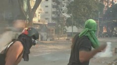 Video: V ulicích venezuelského Caracasu se střílí! Je 22 MRTVÝCH