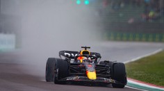 Verstappen v závěru předjel Leclerca a v Itálii ovládl bodovací sprint