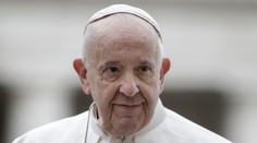 Papež František chce urovnat konflikt na Ukrajině. Putin dělá, že ho neslyší