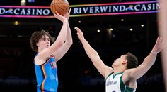 Rekord v NBA. Giddey dosáhl jako nejmladší hráč v historii na triple double