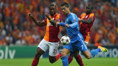 Smím prosit? Ronaldo pozval obránce na taneček a pak zavěsil