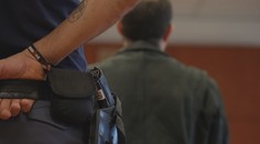 Měl zavraždit svého otce a syna, matka útok přežila. Muž z Ústecka dostal doživotí