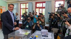 V Řecku drtivě zvítězila strana premiéra Mitsotakise. Očekávají se ale další volby