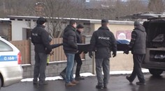 U silnice našli mrtvolu. Proč muž zemřel, se ani po měsíci neví