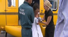 Přítel opustil ženu v pralese. V bikinách přežila 5 dní mezi hady