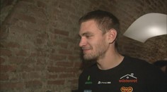 Mistr světa Synek pečuje o dcerku, na veslování si od titulu nevzpomněl