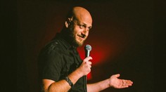 Oblíbený slovenský komik překvapil. Přiznal, že žije se dvěma ženami