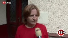 Exkluzivní zpověď oběti: rozdrtili jí prsty, bodli do břicha, nutili pít moč