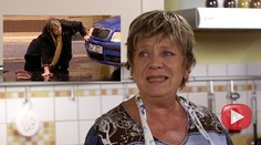Zemře i stará Nyklová? Největší drbnu v ULICI dnes srazí auto!