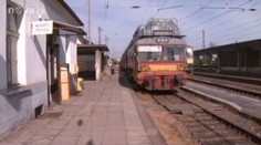 Vlaky v chaosu na hlavním tahu. Tisíce lidí v problémech
