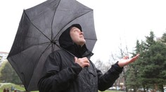 Lijáky a silný vítr. Meteorologové zveřejnili předpověď až do Nového roku
